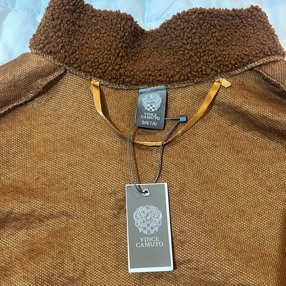NWT- Vincent Camuto Amazingly Soft Camel Wrap/ removable belt /tortoise buttons - Picture 8 of 14